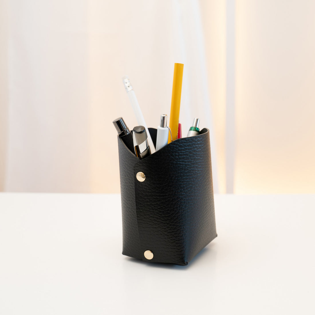 Recycled Leather Pen Pot Black