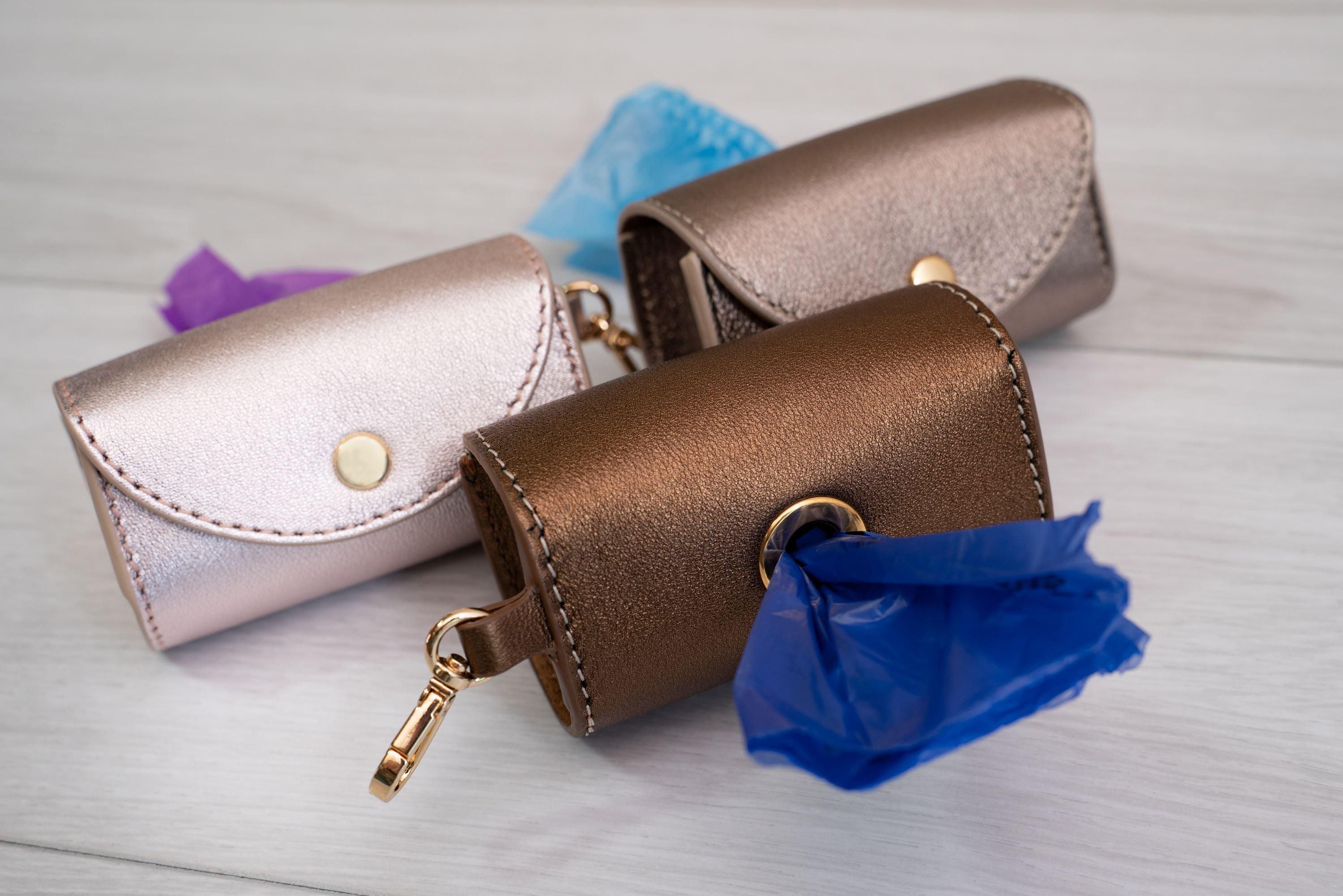 Dog Dispenser Bag Luna Python Silver - Bechiva