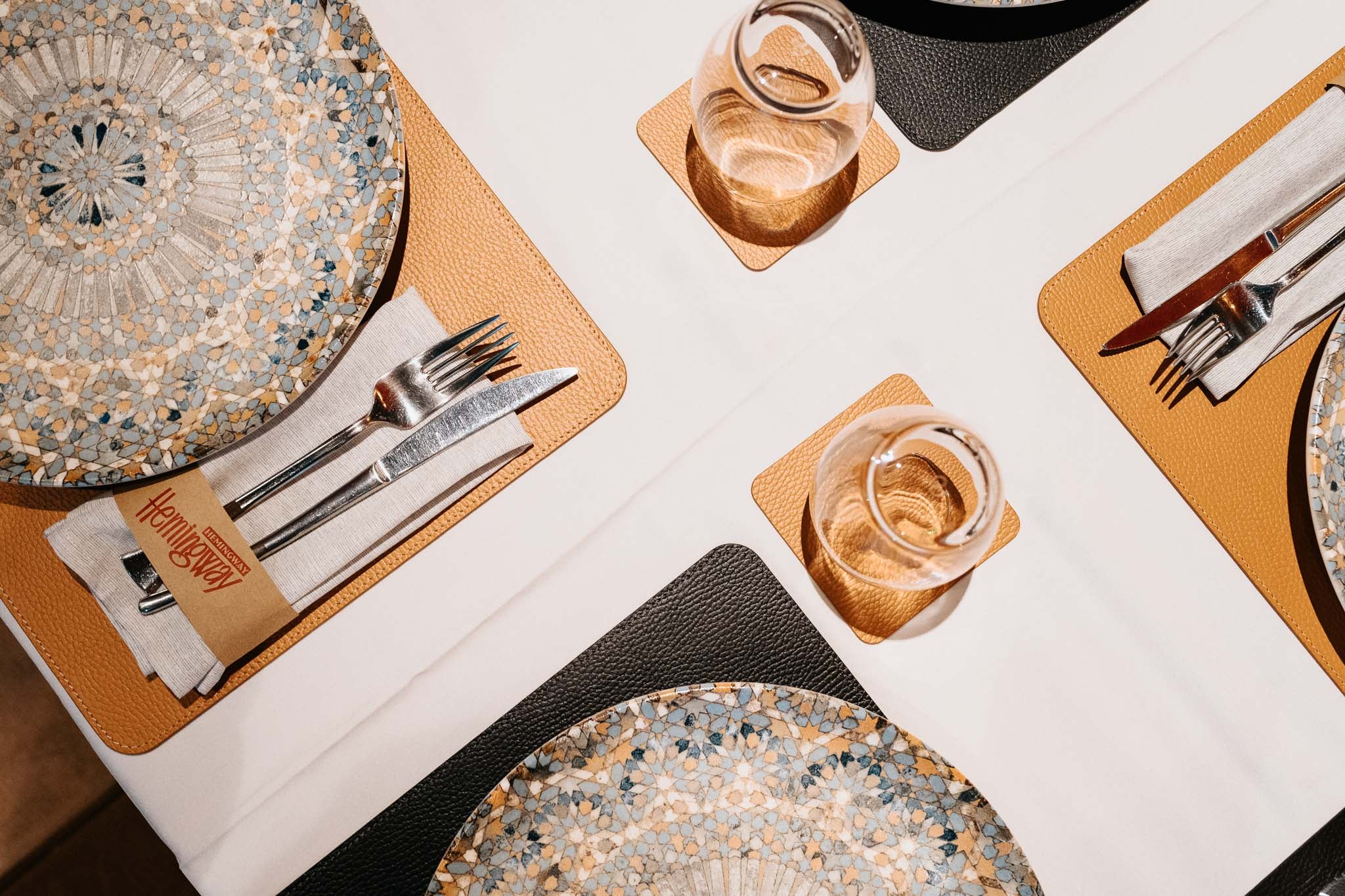 Restaurant & Hotel Decor