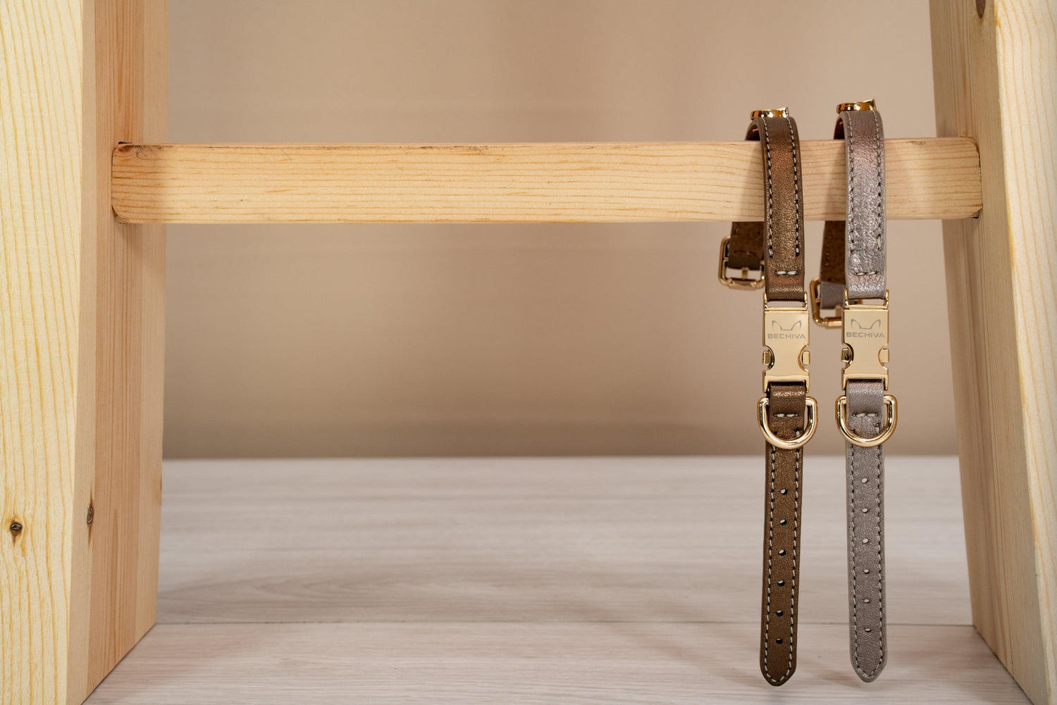 Leather Dog Collar Tino Gold - Bechiva